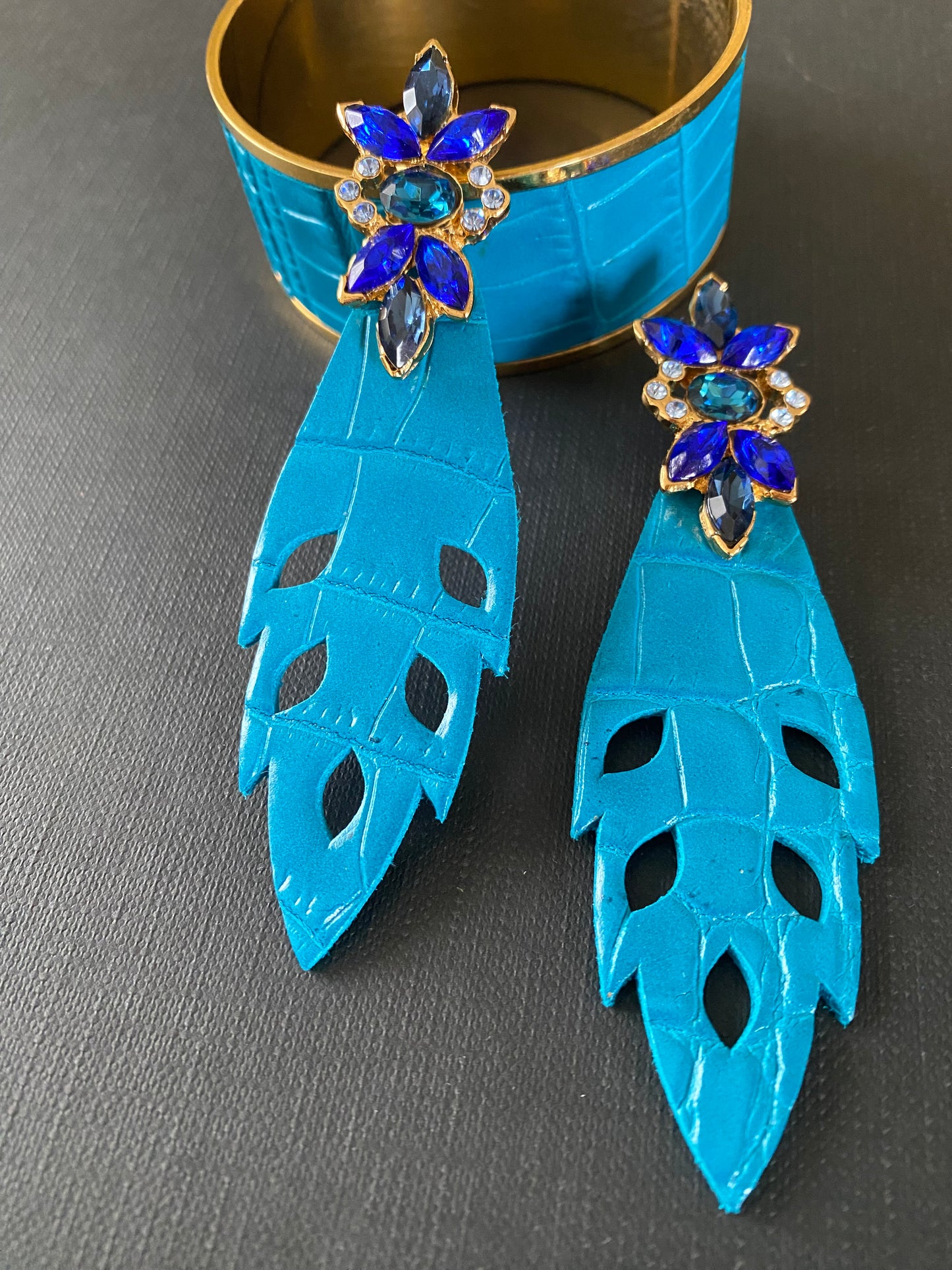 ORECCHINI DONNA IN PELLE- Collezione Sardegna
